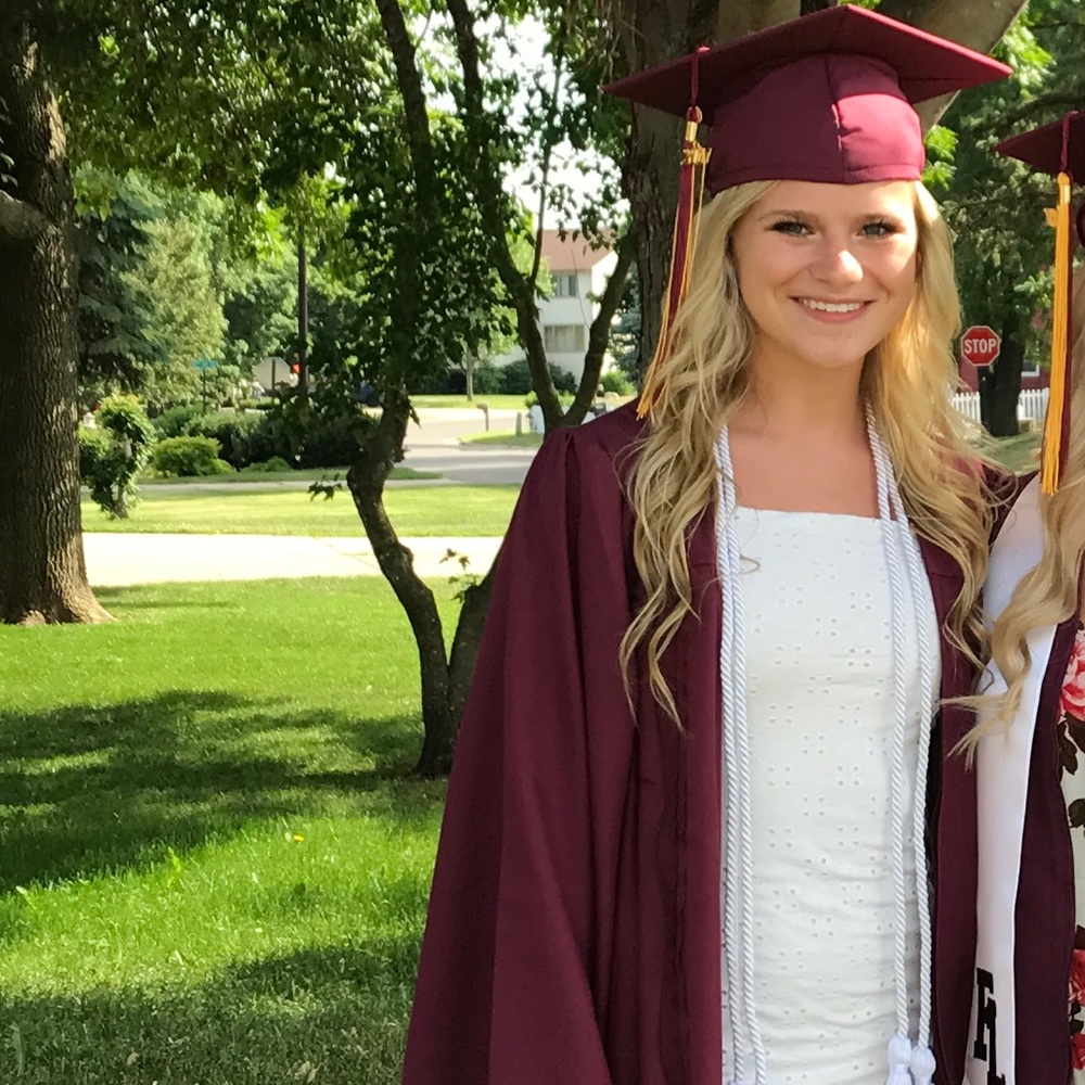 Meet your Posher, Madison